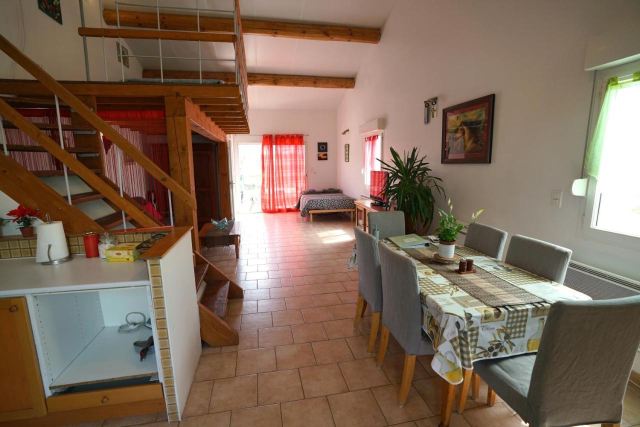 Apartamento Loft Avec Mezzanine Montagnac  Exterior foto
